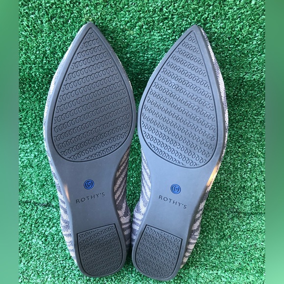 Rothy’s The Pointe size 9.5 in Gray Gently used shoes. - Picture 6 of 7